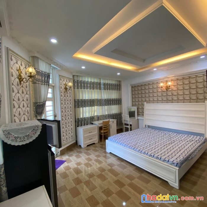 Chính chủ lâu đời cần bán gấp nhà hẻm xe hơi đường lê văn lương