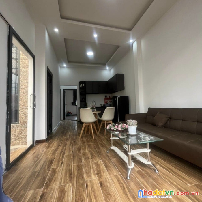 Cần tiền bán gấp nhà đẹp hẻm ô tô giá rẻ chỉ 2.65 tỷ tại thái phiên, đà lạt
