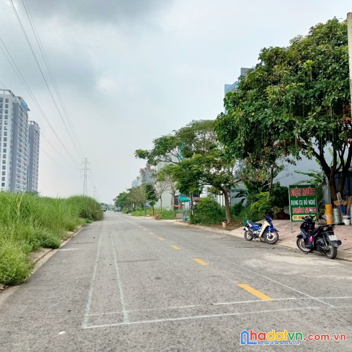 Cần bán nhanh lô đất nền sổ đỏ khu dân cư phong phú 4, khang điền, bình chánh