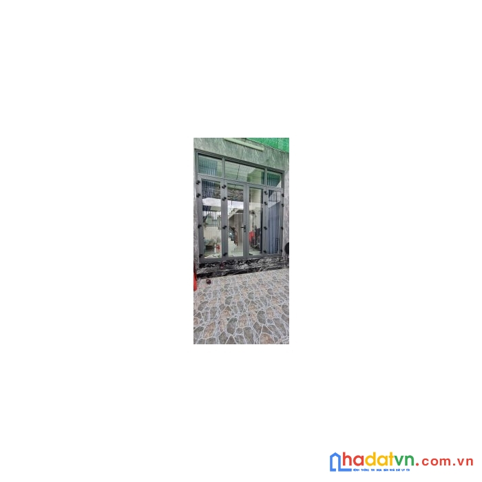 Chính chủ cần bán nhà mặt tiền vị trí đẹp tại chợ hóc môn.