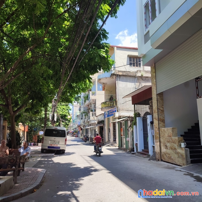 Siêu phẩm ngô thì sỹ mặt ngõ rộng, cách ô tô 10m, dt 40m2, 5 tầng, chỉ 4.x tỷ( x tiểu học). lh