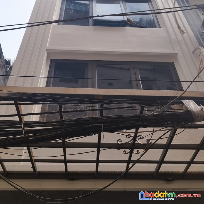 Bán nhà võ chí công xây mới 65m2, 7 tầng thang máy nhập, cách mặt phố 40m mặt ngõ, ô tô qua nhà,