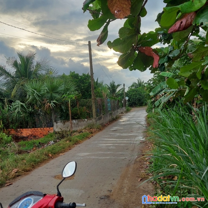 Chính chủ cần bán lô đất full thổ cư cách quốc lộ 60 - 200m