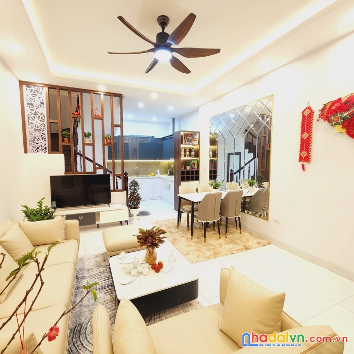 Bán nhà vũ trọng phụng, thanh xuân, tặng nội thất, 42m2 4t mt4.5m, giá 5.45 tỷ