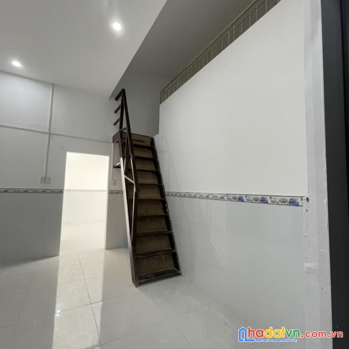 Nhà đẹp, hoàn công, trung tâm biên hoà, sát trường ngô quyền chỉ 2ty150