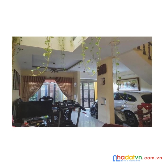 Cần bán nhà ngang hơn 6m 100m2 phường tân quy trung tâm quận 7 - giá chỉ 14 tỷ hơn
