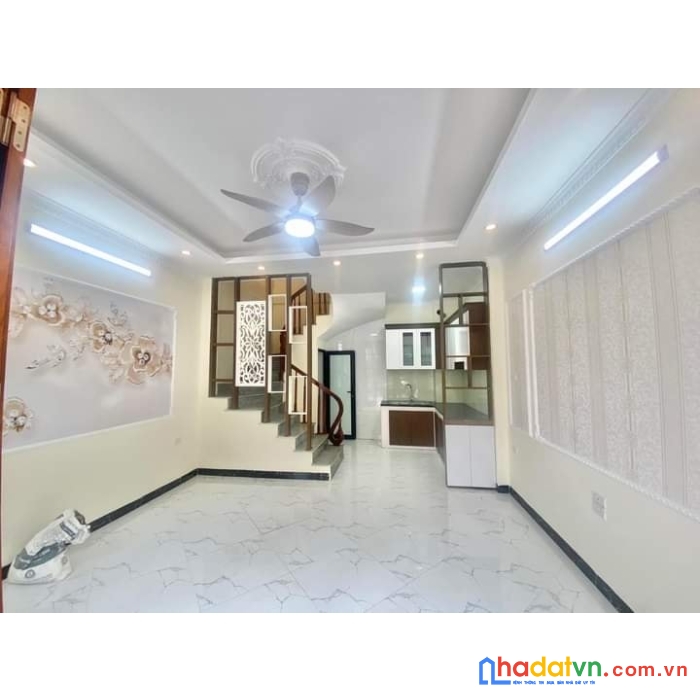 Siêu phẩm  bán nhà trương định hai bà trưng 30mx3 nhỉnh 2 tỷ.