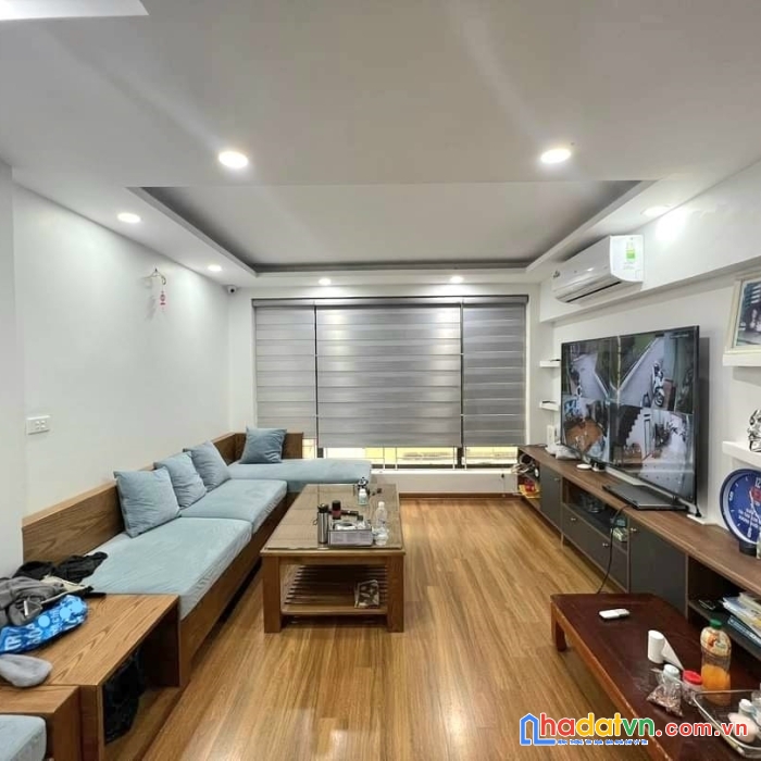 Bán biệt thư nhà vườn việt hưng, long biên 246m 4 tầng 34 tỷ lô góc, kinh doanh đỉnh.