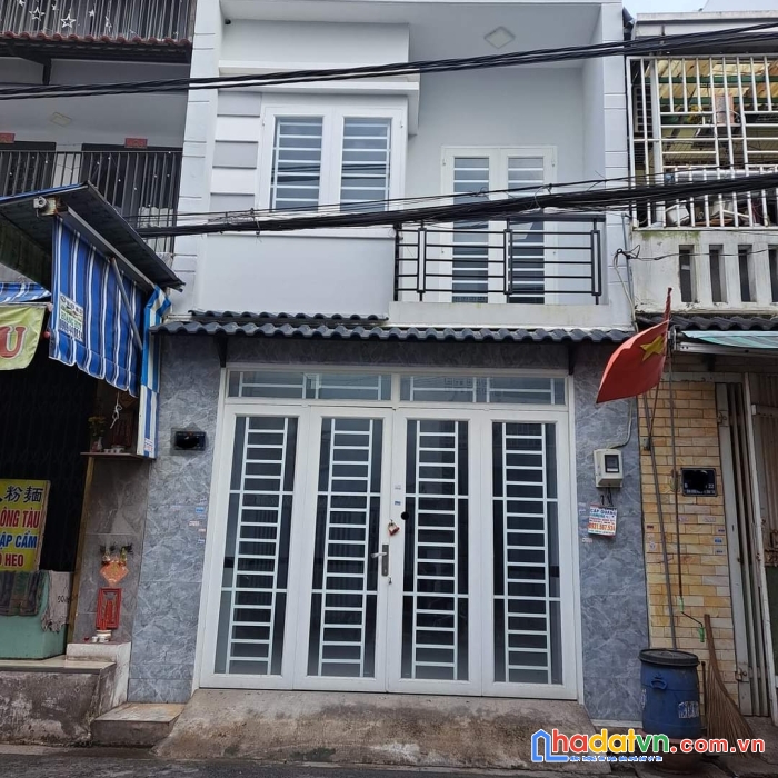 Đường 10m có lề, mặt tiền kinh doanh, sát lê văn quới, ko lộ giới ko huy hoạch, sổ vuông vức, nhà