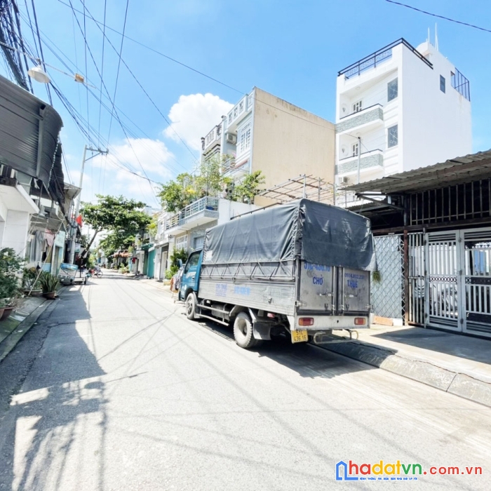 Mt nhánh ngay nguyễn ảnh thủ q12 - 72m2, 5 tầng btct, thiết kế hiện đại, nhà trống ở ngay.