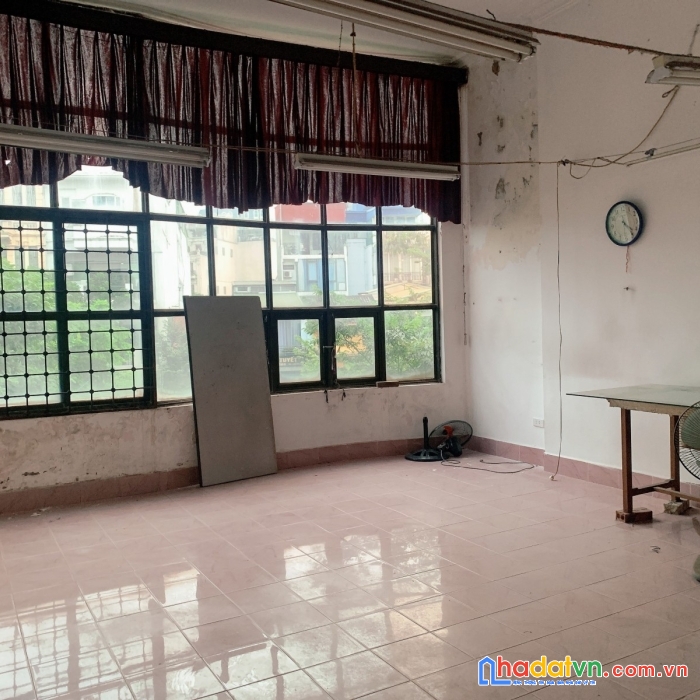 Hạ giá bán mặt phố hàng bông, hoàn kiếm 35m, mt 5.2m vỉa hè, kd còn 15.5 tỷ. lh: 0366051369
