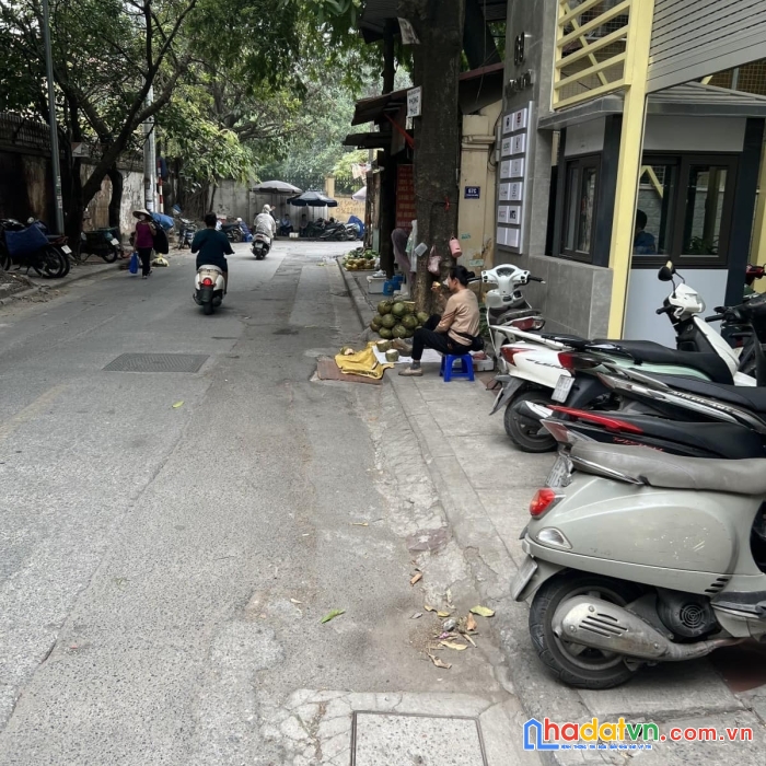 Rẻ nhất phùng chí kiên, ô tô vào nhà, 85m2, tặng nhà 3 tầng, nhỉnh 9 tỷ