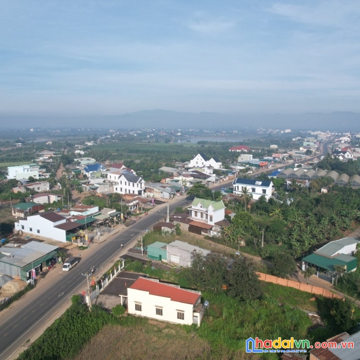 Lô 3: cần bán đất view 30000m2 giá 21 tỷ. cách đường bê tông 1km, đc: xã tân hội, huyện đức trọng,