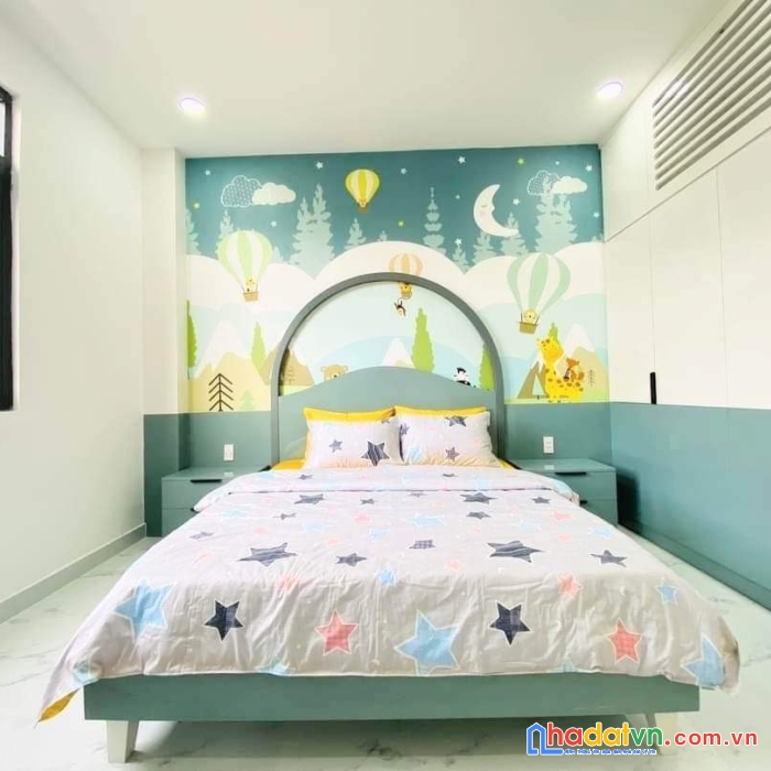 Cần bán nhà mặt tiền kinh doanh- gần ngã tư bình tiên và phạm văn chí- 81m2 - 16.5 tỷ