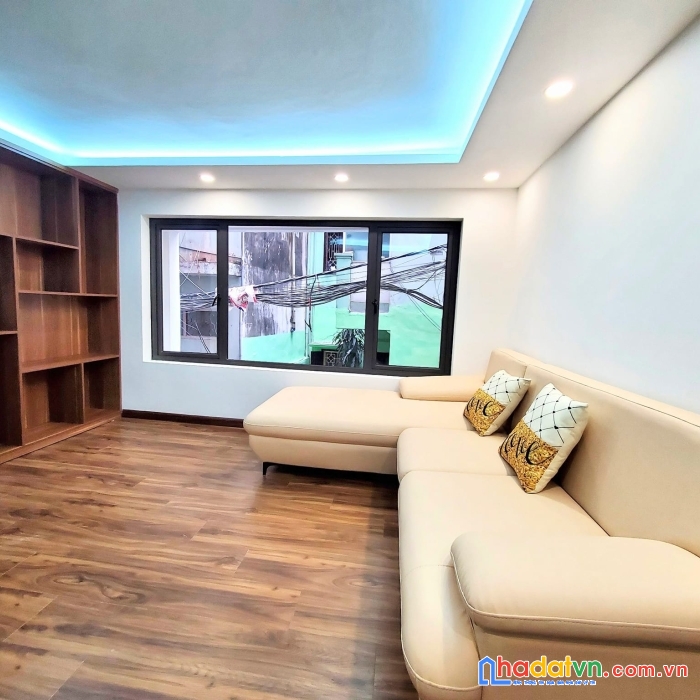 Bán nhà phố thái thịnh, đống đa, ở ngay, hai thoáng, 5 tầng, giá 3.25 tỷ