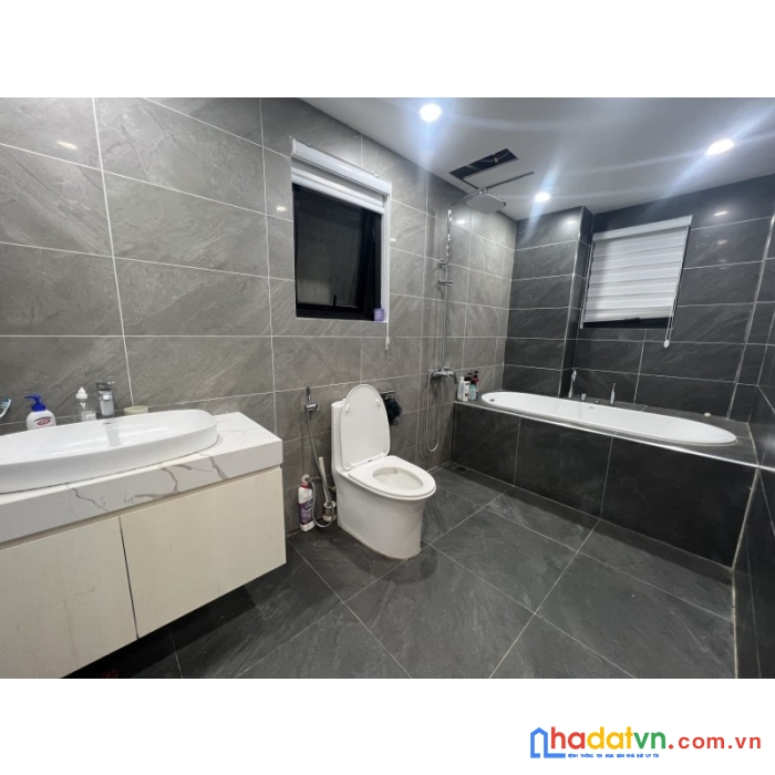 Bán nhà quận thanh xuân phố vũ trọng phụng full nội thất 40m 4 tầng mt4m ngõ ô tô nhỉnh 5 tỷ