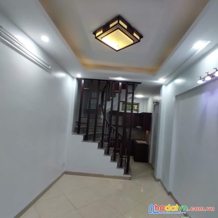 Bán nhà khương đình 40m giá 3.7 tỷ - gần ô tô