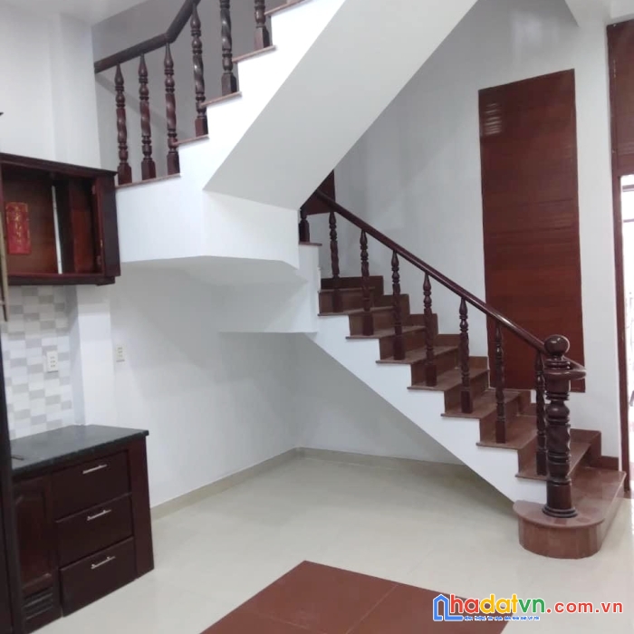 Nhà mới 3 tầng 2 mặt hẻm đường phạm thế hiển p6q8 giá : 4.46 tỷ