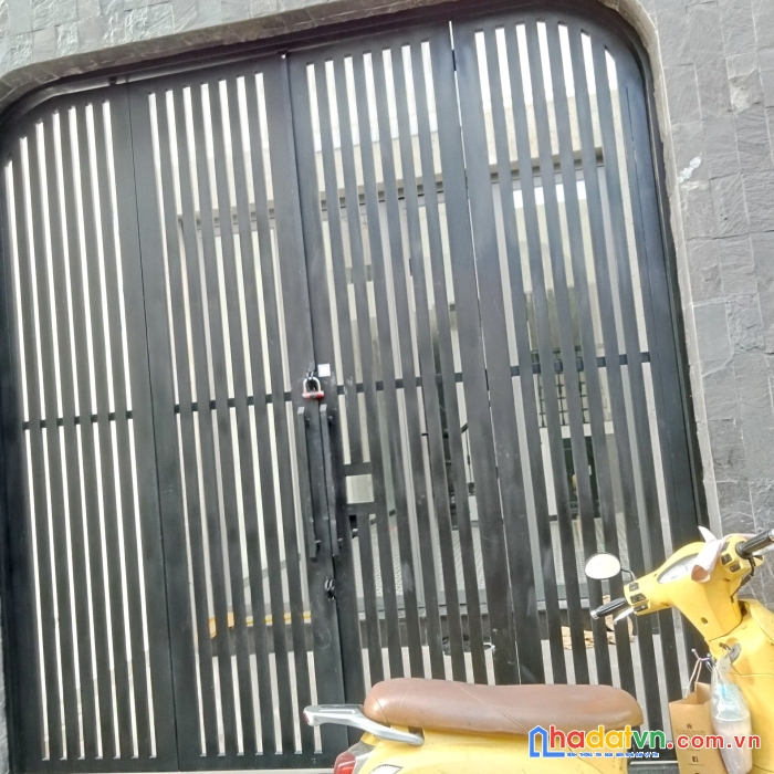 Nhà mới, đẹp sát chợ rạch ông dương bá trạc p2.q8 -  8.7 tỷ tl