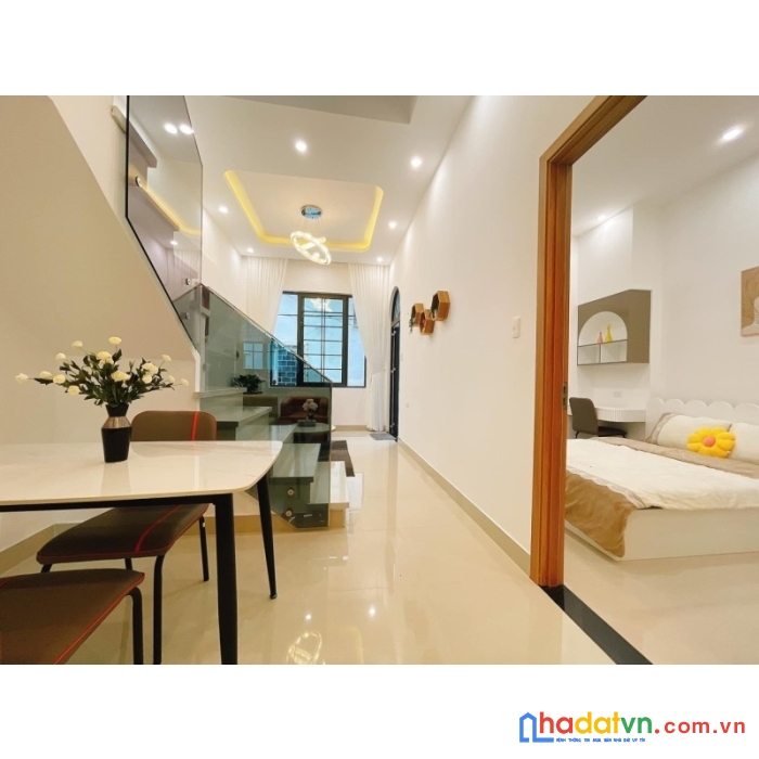 Nhà đỗ quang, thẳng 30m ra mt, góc, ngang 6, mới đẹp