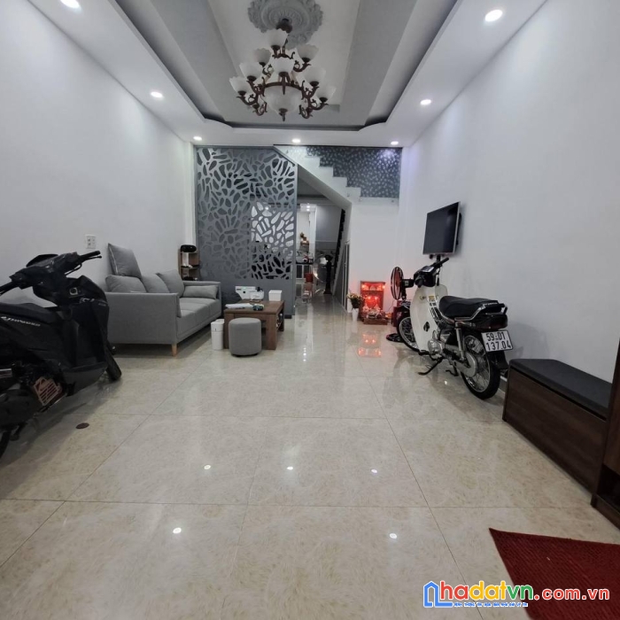 Bán nhà đẹp đường phú thọ hòa, 2 tầng, hẻm xe tải, 72m2 chỉ 6.8 tỷ
