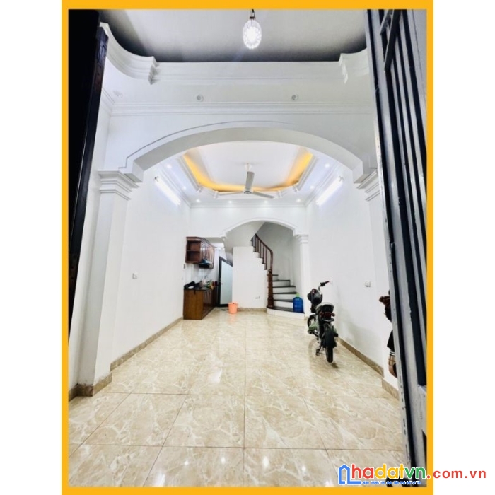 Bán gấp nhà bạch mai ngõ rộng, 5m ô tô, dt35m2 x 4 tầng, mt3.9m, giá 3.6 tỷ.