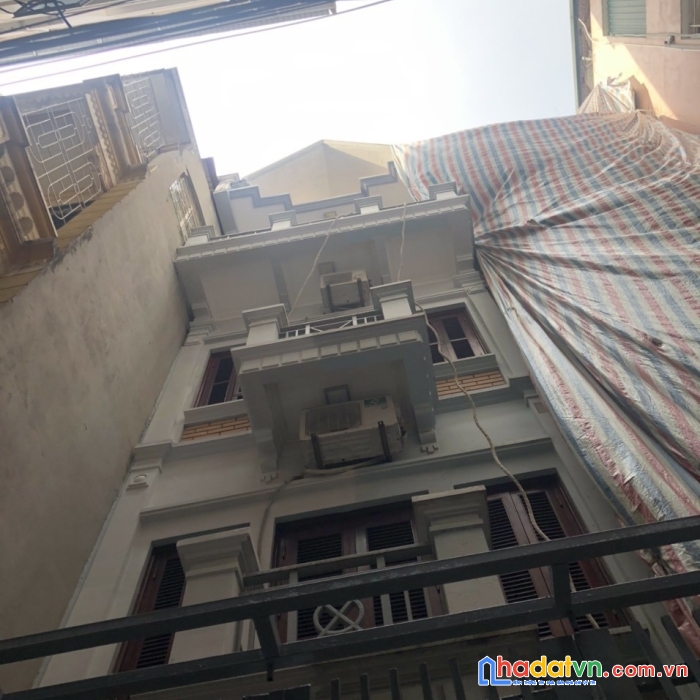 Cần bán nhà quận cầu giấy phố quan hoa 60m2 x 5 t 8.2 tỷ ô tô kd