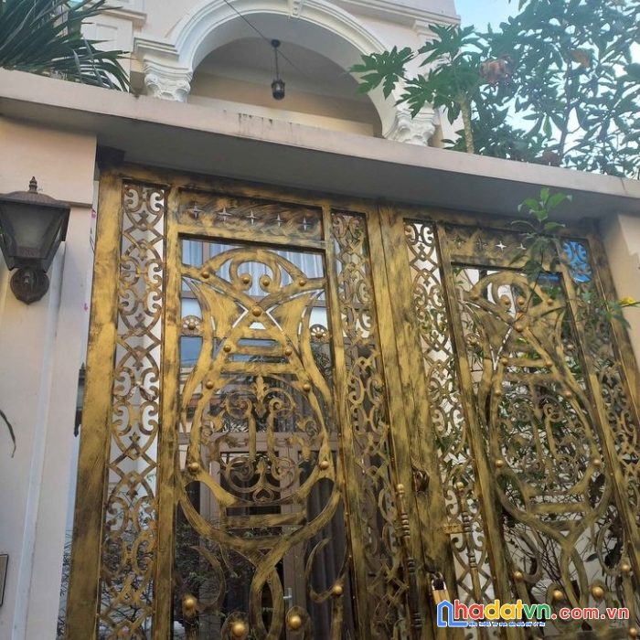 Nhà đẹp, tặng nội thất, sổ nở hậu, trung tâm tân phú, chỉ hơn 100tr/m2.