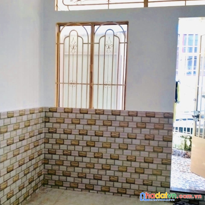 Cần bán gấp nhà 2 tầng - 1 sẹc sát mặt tiền đường lớn -nở hậu tài lộc - nguyễn sơn, tân phú -