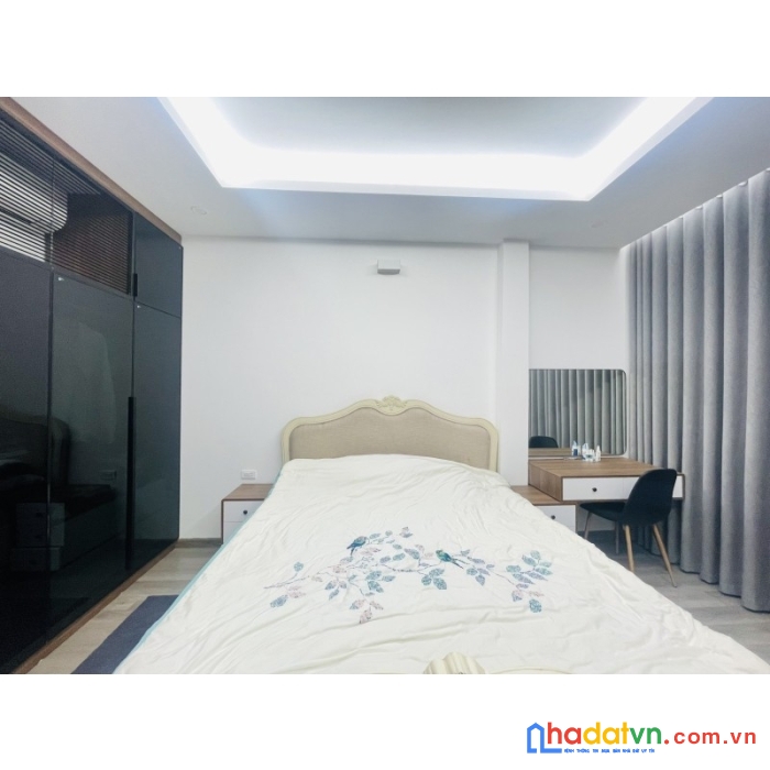 Bán nhà đầm trấu hai bà trưng 46m2 x 5 tầng, mt 3.9m giá 14.9 tỷ