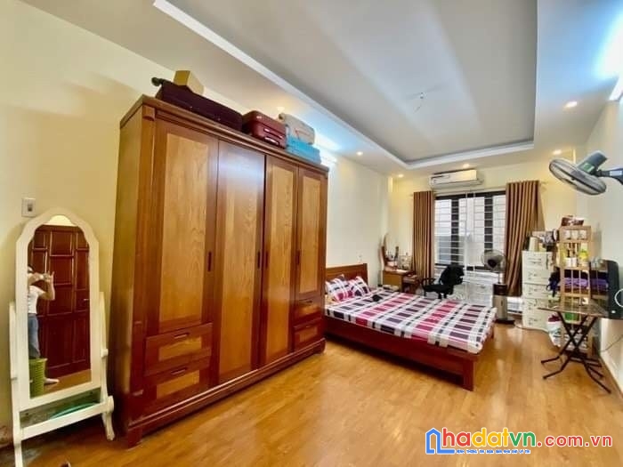 Bán nhà phố bạch mai hai bà trưng 32m2 x 5 tầng, mt 3.4m, giá 4.3 tỷ
