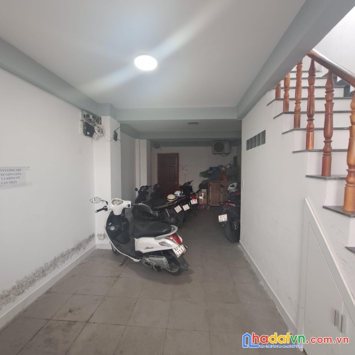Bán nhà chdv nguyễn thị thập bình thuận quận 7. dt 4x19. 5 tầng 12pn. nhỉnh 9 tỷ. shr-hđt 30tr
