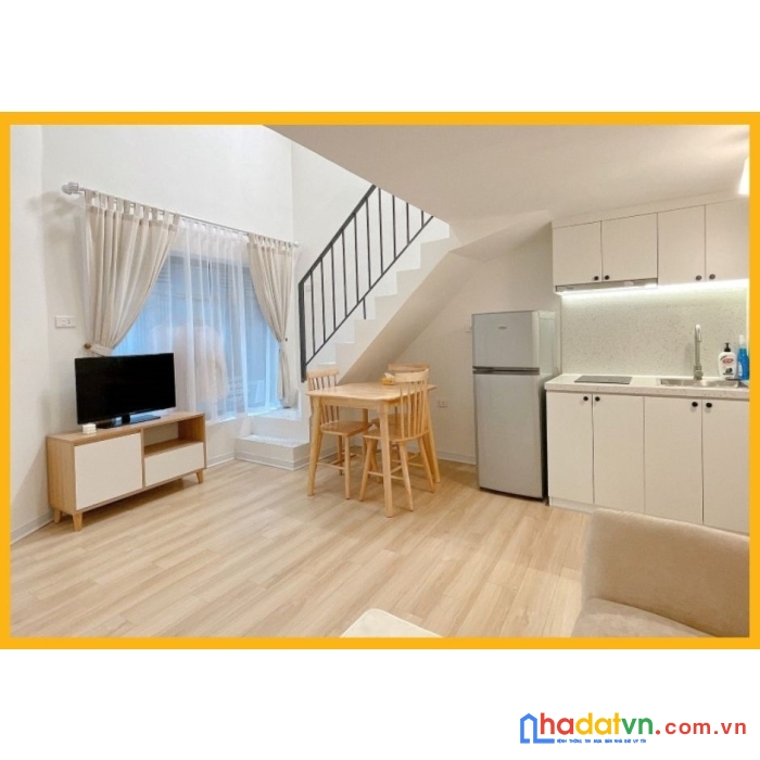 Nhỉnh 3 tỷ, bùi xương trạch lô góc, kinh doanh tốt, ôtô đỗ cửa, dt29m2 x 4 tầng.
