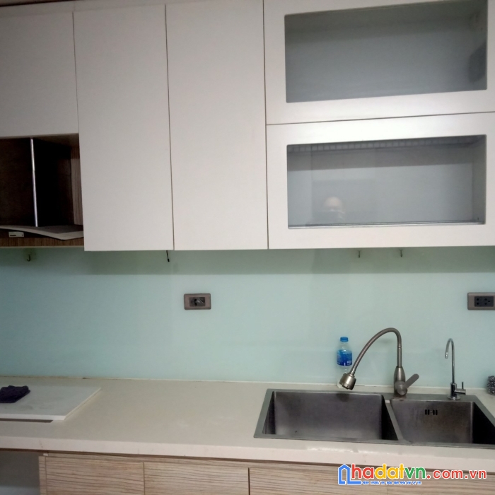 Bán nhà đẹp ngô quyền, hai bà trưng 50m, mt 5,2m, 3pn giá 11.3 tỷ. lh: 0366051369