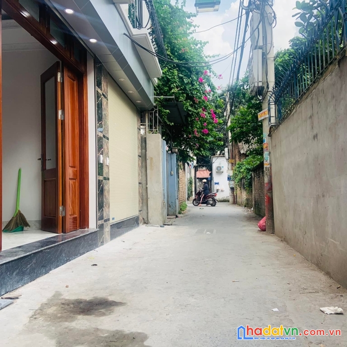 Bán gấp nhà minh khai hai bà trưng 87m 3 tầng 2 mặt thoáng mặt tiền 5.3m ngõ ô tô chỉ 7.3 tỷ