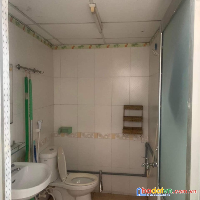 Bán nhà đường nơ trang long dt 52m2, giá chỉ 2,9 tỷ, hẻm 3m , 2pn, 1pk, 1wc,