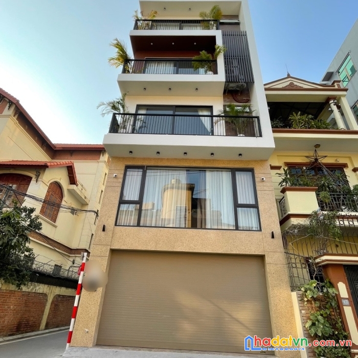 Bán nhà nguyễn sơn, ngõ xe tải 5 tấn đỗ cửa, kd, lô góc, 48m*5t, mt4.5m, hơn 8 tỷ