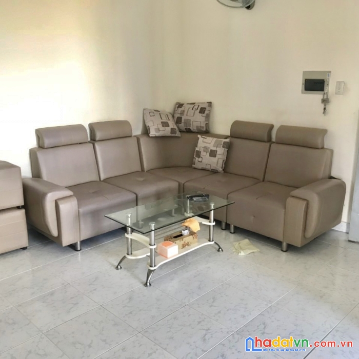 (ngộp) bán 2 căn nhà cấp 4 giá tốt, 2 mặt tiền, tách được 2 lô 0937471568