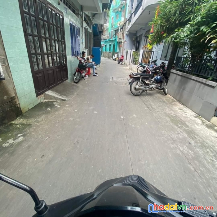 Bán nhà hxh ở ngay 90m2 ngang gần 5m gần ngã tư bảy hiền tân bình nhỉnh 8 tỷ tl