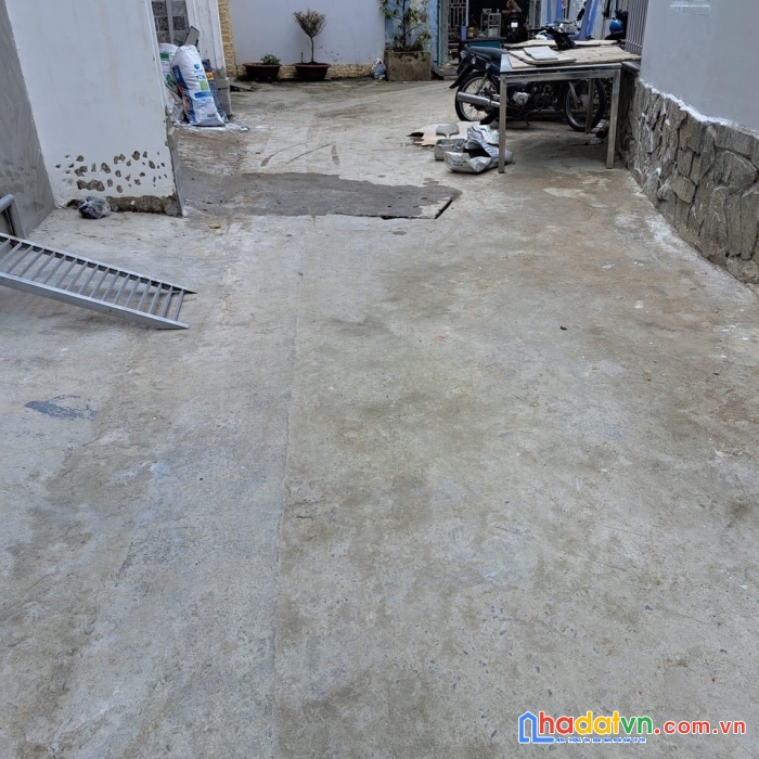 Bán nhà căn góc 2mt hxh khu kiều đàm tân hưng quận 7. dt 4x15.6. nhỉnh 5 tỷ. shr-hỗ trợ vay bank