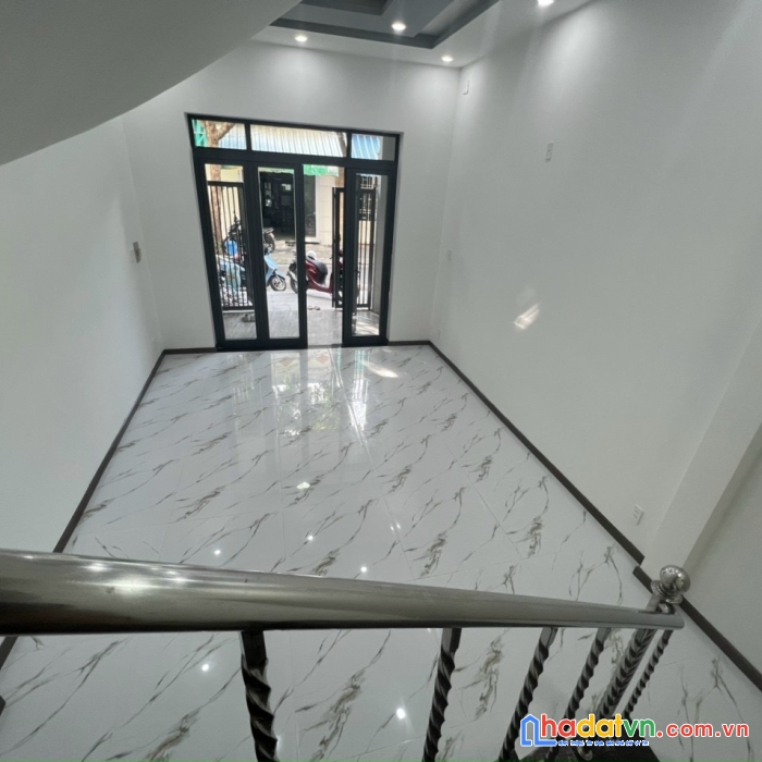 .nhà nguyễn huy lượng gần chợ phú lộc, 60m2, 2 tầng mới đẹp