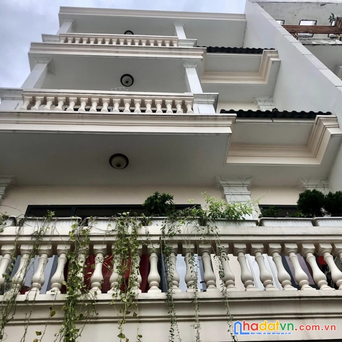 Nhà 4 lầu đẹp quang trung, 66m2(5.5x12), hxh kinh doanh buôn bán, tl là mặt tiền, 6.5 tỷ.