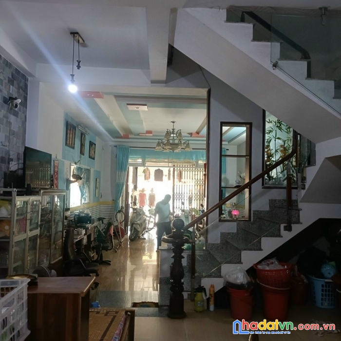 Mặt tiền kinh doanh vị trí đẹp, thới tam thôn 18   hóc môn, diện tích 5x25