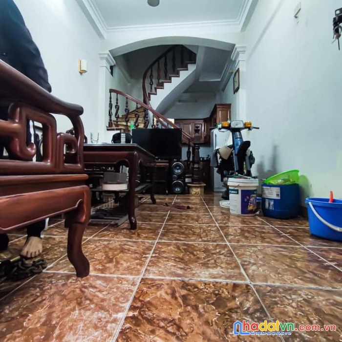 Bán nhà phố vọng q hai bà trưng 27m x 4 tầng tự xây mt 3.1m giá 3.1 tỷ sổ vuông đẹp