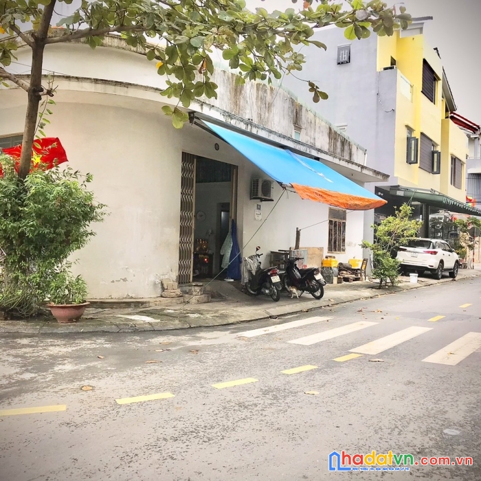 Chính chủ cần bán cấp 4 quận thanh khê, hai mặt tiền số nhà 06 đường đặng đình vân - mặt trước là