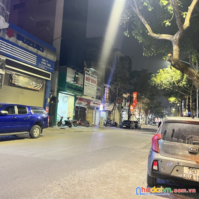 Chủ cần bán gấp nhà phố vọng 33m2, 4t, mới king koong, giá chào hơn 3 tỷ.