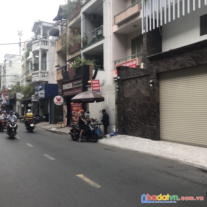 Nhà cấp 4 tiện  xây mới .đường diên hồng p1 mặt tiền mới mở phía sau 8m ,