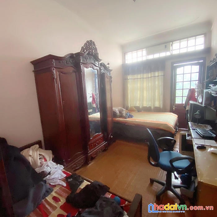 Hào nam, đống đa, nhà cũ, dễ dọn sửa, ngõ thông thoáng, gần ô tô, 32m2, 4 ngủ