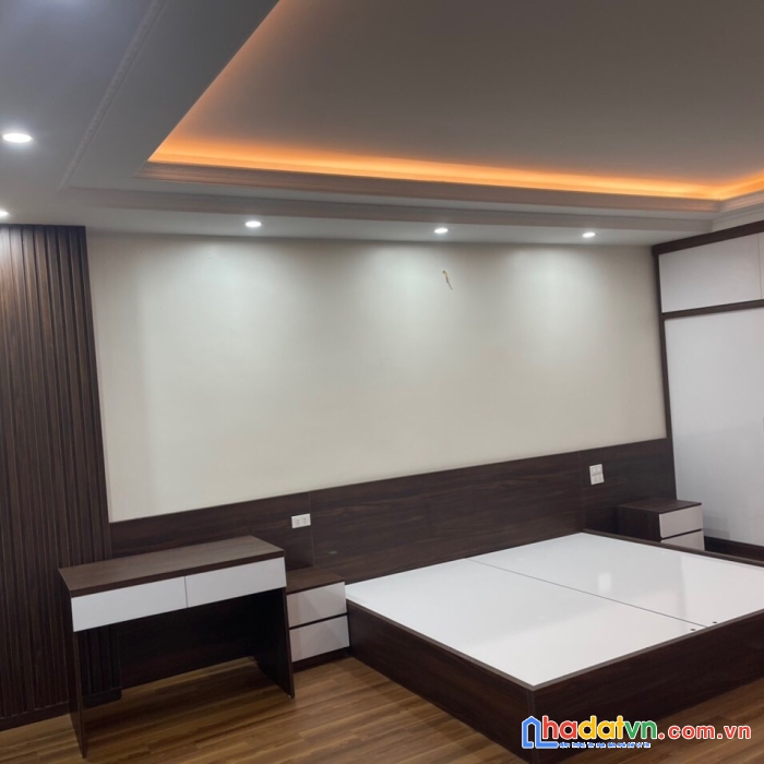 Bán nhà  kđt văn phú 50m2 6t thang máy kdoanh ô tô chỉ hơn 9tỷ.