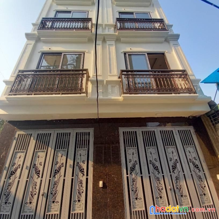 Nhà đẹp -  vị trí đẹp lê văn lương 34,5m xây 5 tầng oto 7 chỗ đỗ cửa, chỉ 3ty600tr.